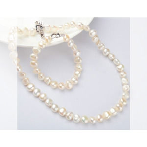 Natural Freshwater Baroque White Pearl Necklace Bracelet Set
